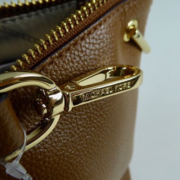 Michael Kors Bags Michael Kors Sierra Pebbled Leather Satchel Purse